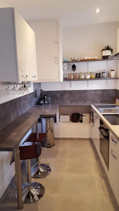 Agreable Appartement T2 Proche Centre 尼姆 外观 照片