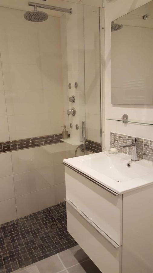 Agreable Appartement T2 Proche Centre 尼姆 外观 照片
