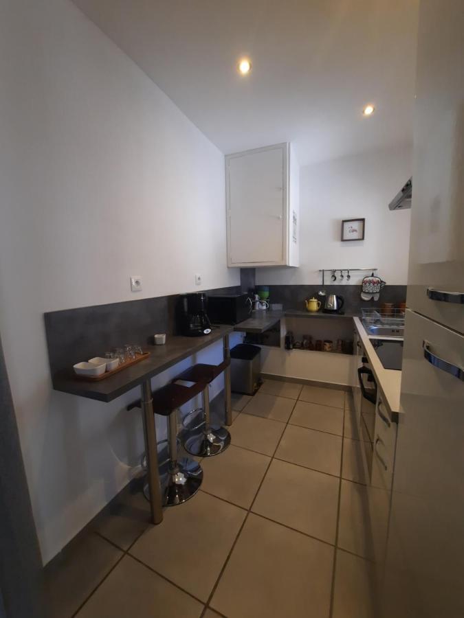 Agreable Appartement T2 Proche Centre 尼姆 外观 照片