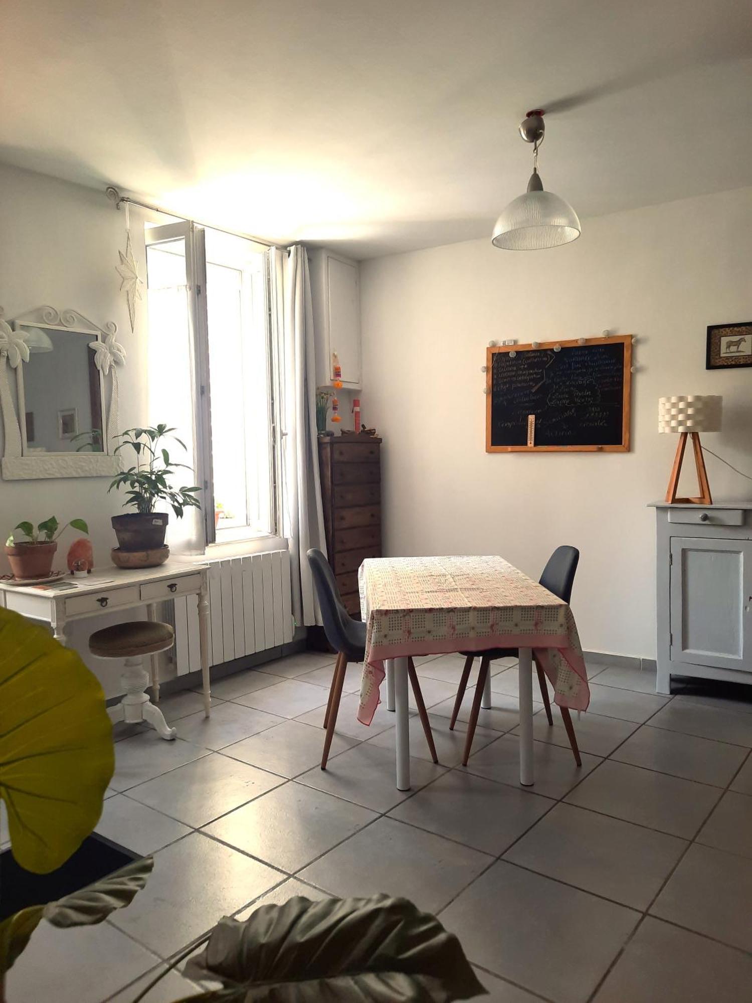 Agreable Appartement T2 Proche Centre 尼姆 外观 照片
